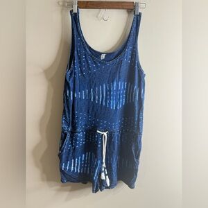 Lucky lotus Women’s Navy Blue Patterned Tank Romper size medium
